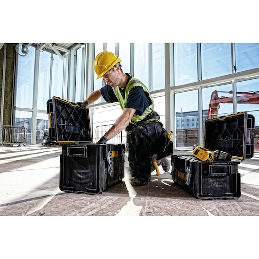 DEWALT® TOUGHSYSTEM® Large Bin Unit DS400