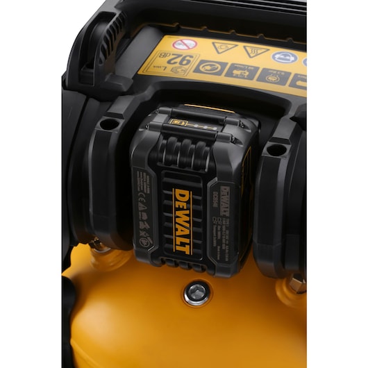 54V XR FLEXVOLT Compressor - 2 X 6Ah