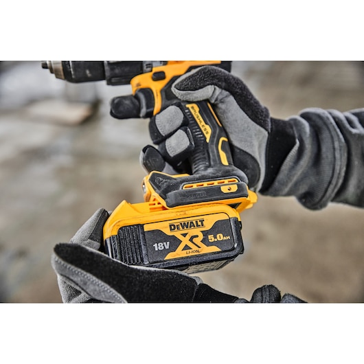 18V XR® Brushless Hammer Drill Driver - 2 x 5Ah