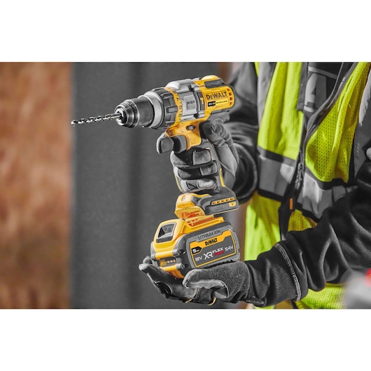 18V XR® XRP Brushless Hammer Drill Driver with FLEXVOLT® ADVANTAGE - 1 x 9Ah