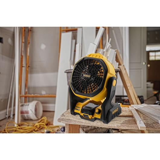 18V XR® Jobsite Fan - Bare Tool Only