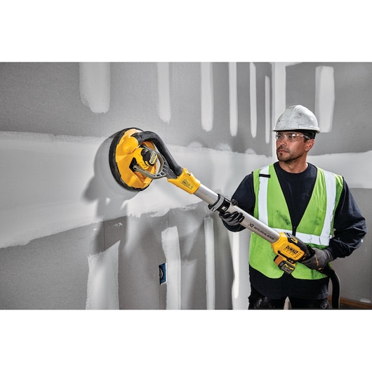 18V XR® Brushless 225mm Drywall Sander - 2 x 6Ah