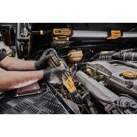 12V XR® Brushless 1/4" Open Head Ratchet - 1 x 3Ah GFN