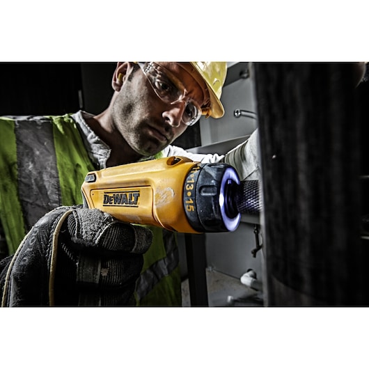 7.2V Cordless Motion Activated Screwdriver
