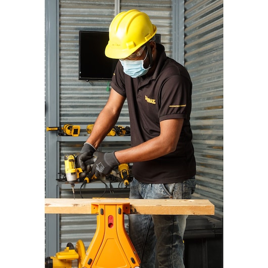 12V XR® 1/4" Compact Impact Driver - 2 x 2Ah