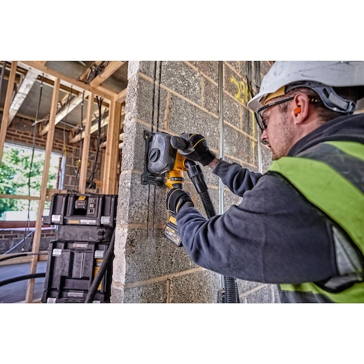 54V XR FLEXVOLT® Wall Chaser - 2 x 6Ah