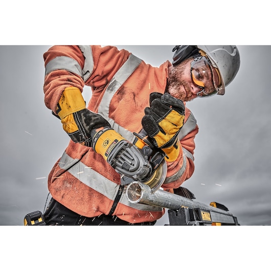 54V XR FLEXVOLT® 125mm Side Handle Angle Grinder - 2 x 9Ah