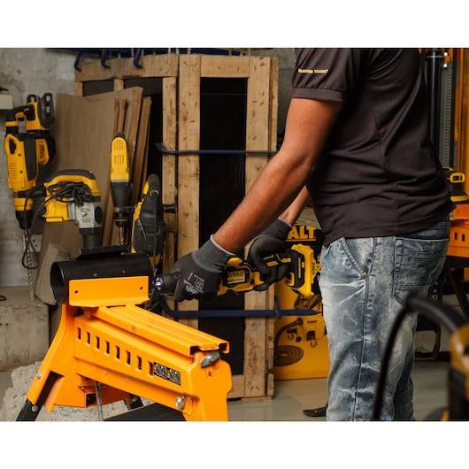 18V XR® Brushless Die Grinder - 2 x 5Ah