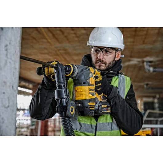 54V XR FLEXVOLT 28mm SDS-Plus Hammer Drill - 2 X 6Ah