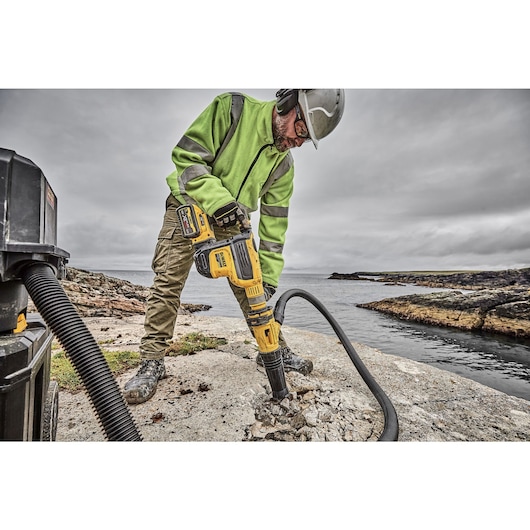 54V XR FLEXVOLT® 45mm SDS-max® Hammer Drill - 2 x 9Ah