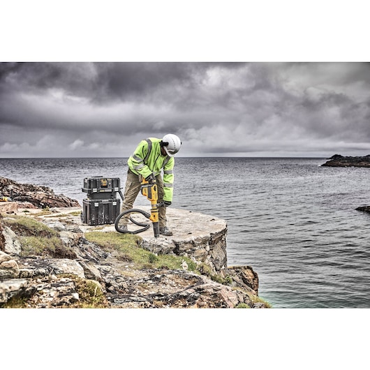 54V XR FLEXVOLT® 45mm SDS-max® Hammer Drill - 2 x 9Ah