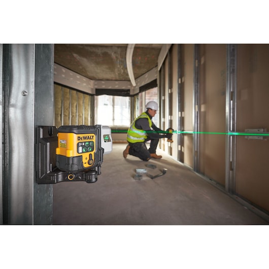 USB Rechargeable Green 3x180 Laser-Bare helping to layout material