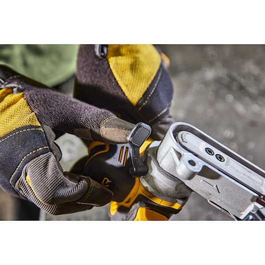 Close view of belt tracking lever on 18V XR Band File