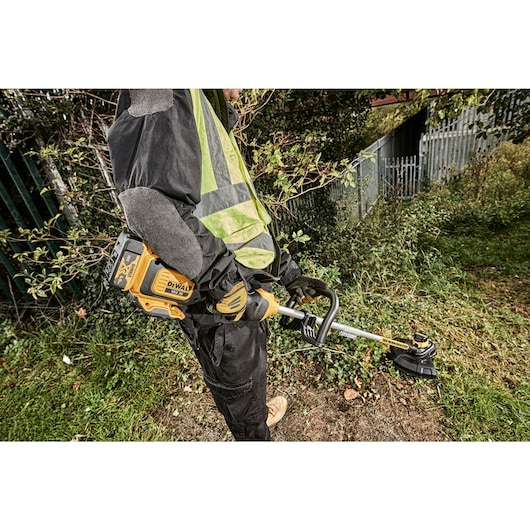 18V XR® Brushless 33cm String Trimmer - Bare Tool Only