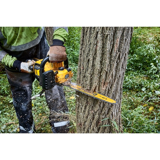 54V XR FLEXVOLT® 45cm Chainsaw - 1 x 9Ah
