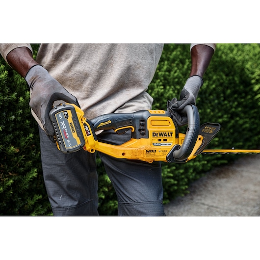 54V XR FLEXVOLT® 65 cm Hedge Trimmer (31 mm Blade Gap) - Bare Tool Only