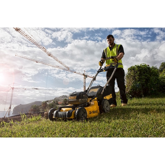 2 X 18V XR Brushless Lawn Mower - Bare Unit