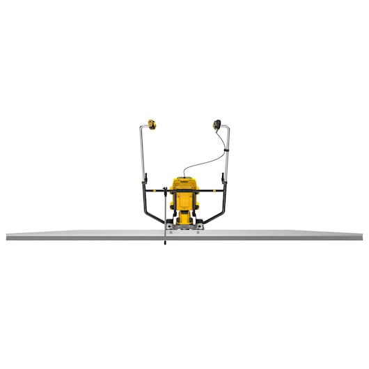 Powershift Screed with L shaped beam and stand