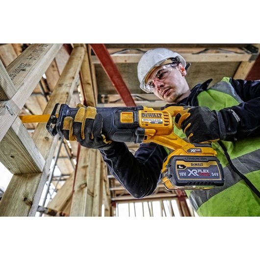 54V XR FLEXVOLT® Reciprocating Saw - 2 x 6Ah
