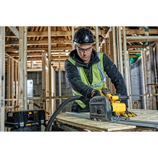 54V XR FLEXVOLT® 165mm Rail Compatible Plunge Saw - 2 x 6Ah