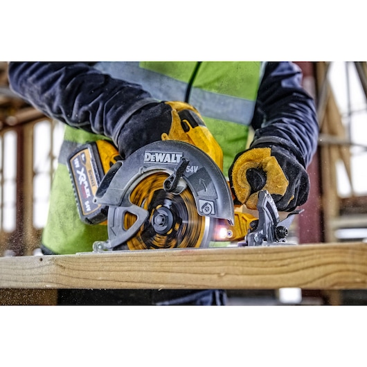 54V XR FLEXVOLT® 190mm Circular Saw - Bare Tool Only