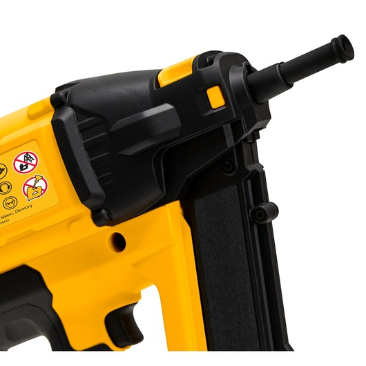 18V XR Trak-It C6 Gas Concrete Nailer close up of contact trip and depth adjustment switch