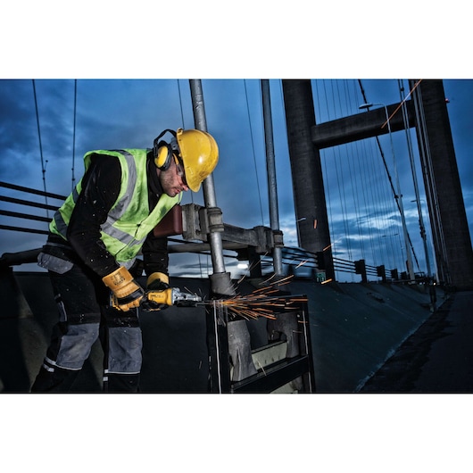 EXTREME® 125mm x 22.23mm x 1.3mm Diamond Disc