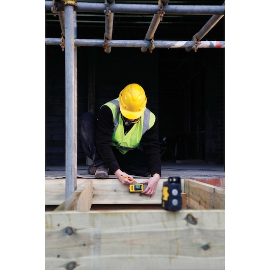 3 X 360 Cross Line Red Laser