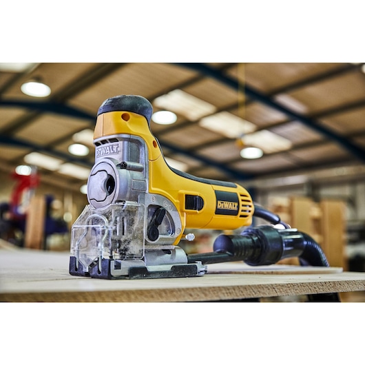 701 W Heavy Duty Body Grip Jigsaw