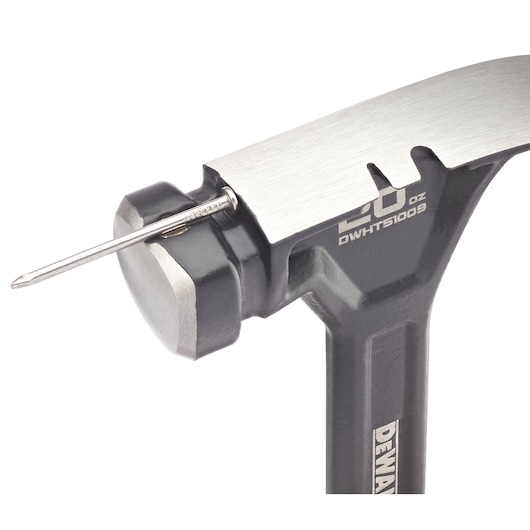 567g Curve Claw Smooth Hammer