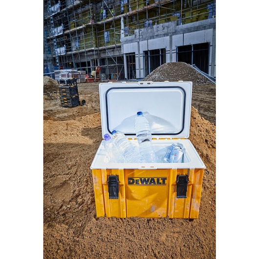 TOUGHSYSTEM® Cooler Box