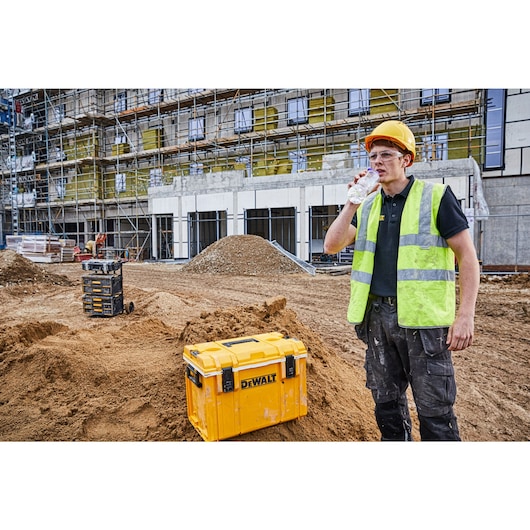 TOUGHSYSTEM® Cooler Box