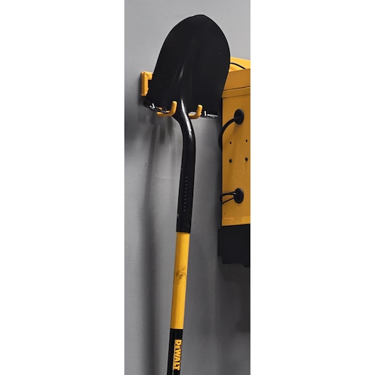 Shovel on Short Standard Hook